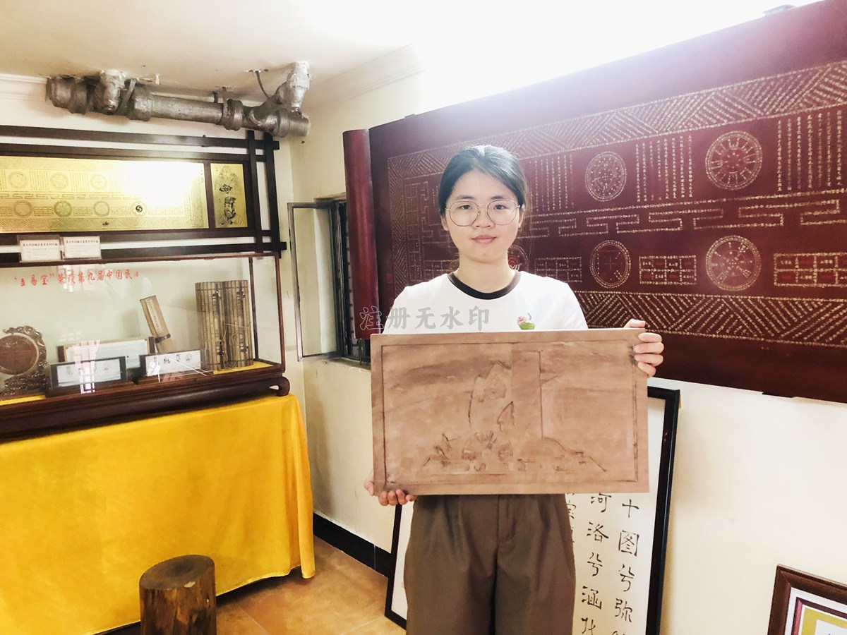 何碧君